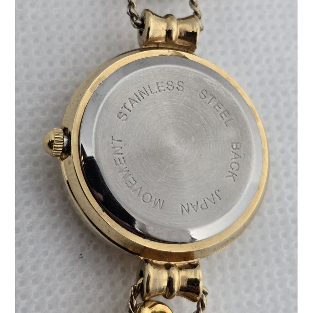 Women's Jennie B Gold Tone Christmas Santa Wrench Present Slide Charm Watch 12 - Picture 8 of 8